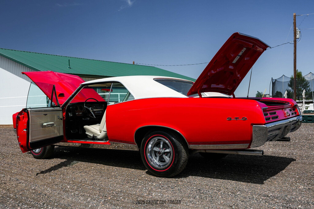 Pontiac-GTO-1967-Coupe-19