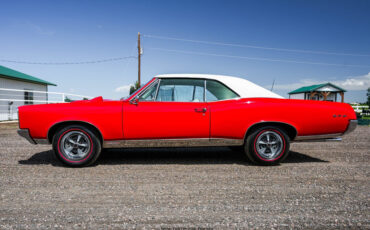 Pontiac-GTO-1967-Coupe-2
