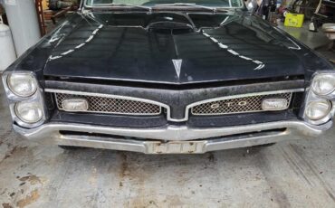 Pontiac-GTO-1967-Coupe