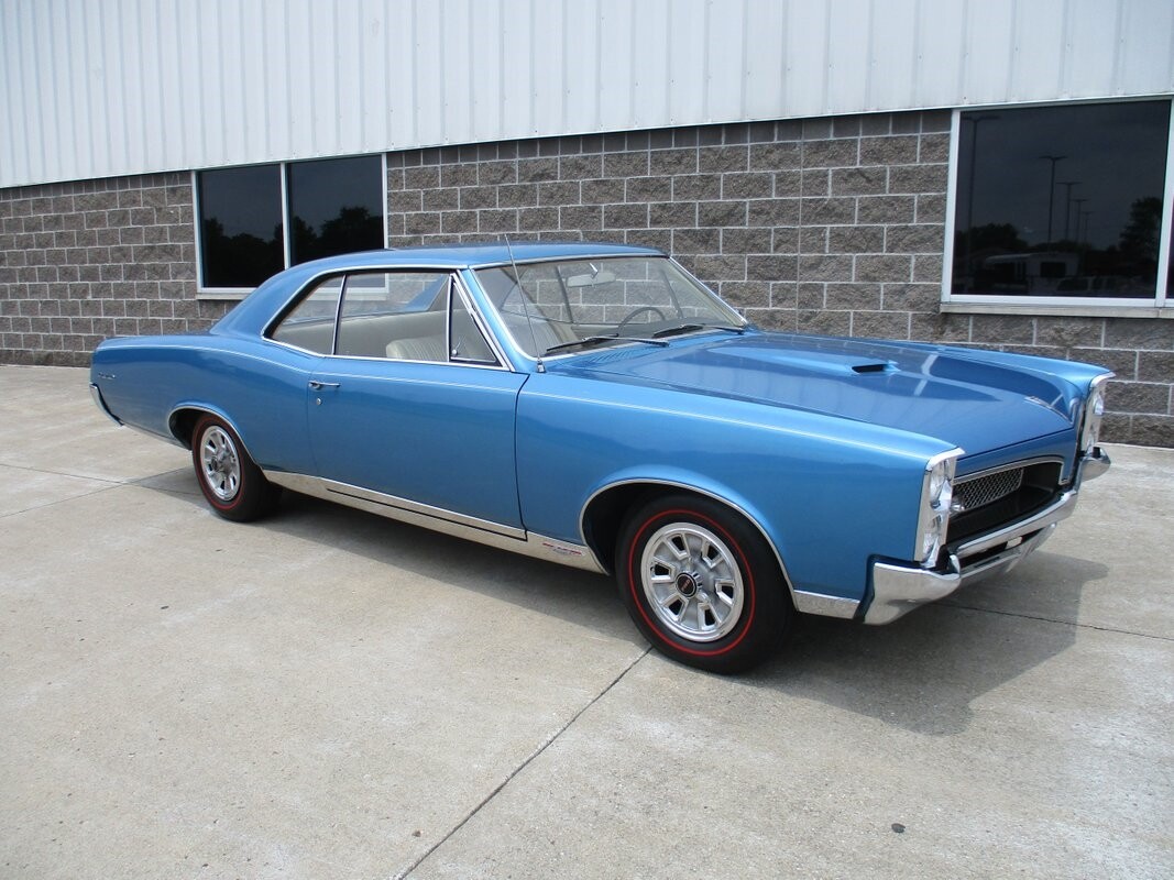 Pontiac GTO 1967 --