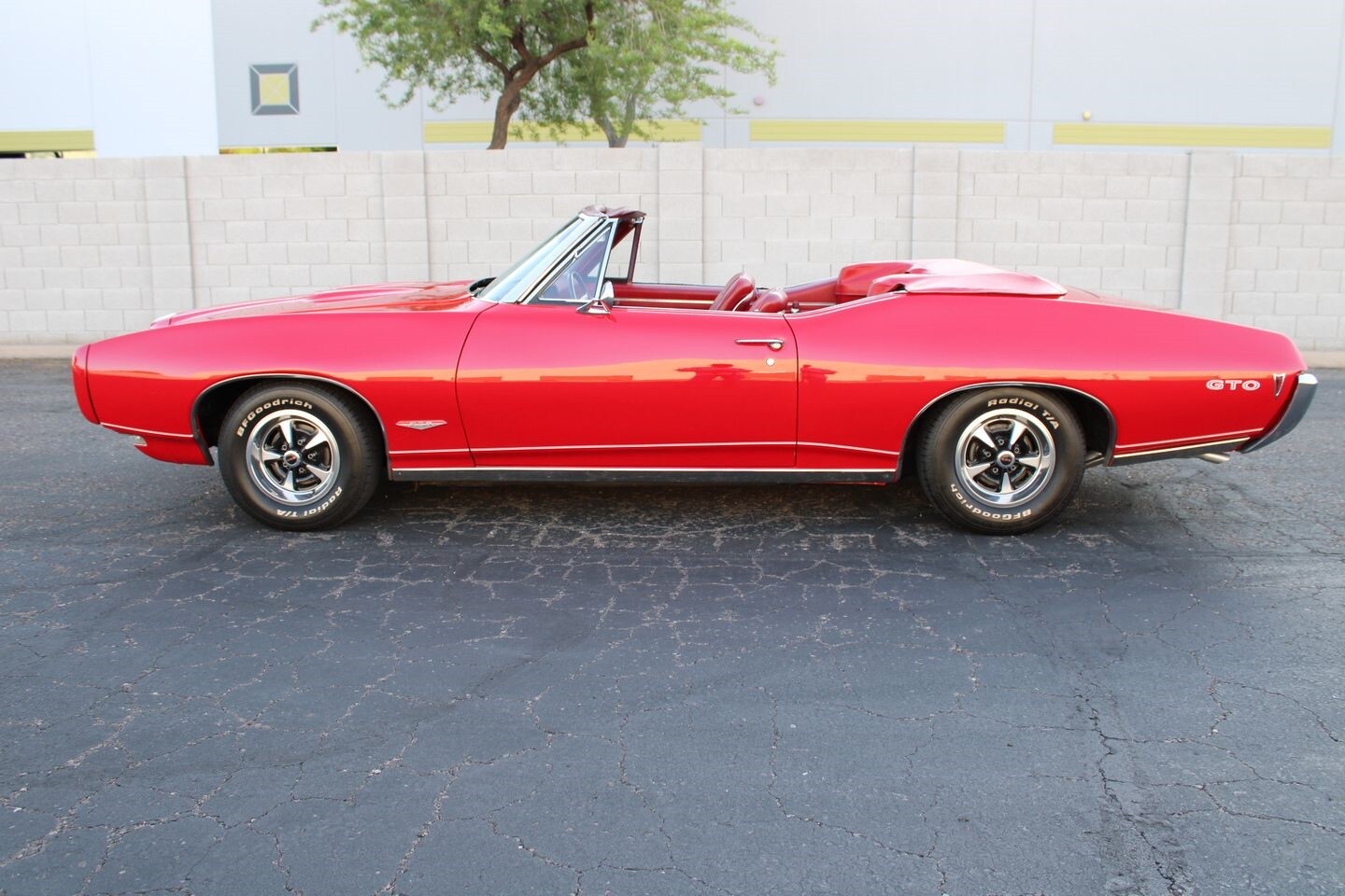 Pontiac-GTO-1968-Convertible-10