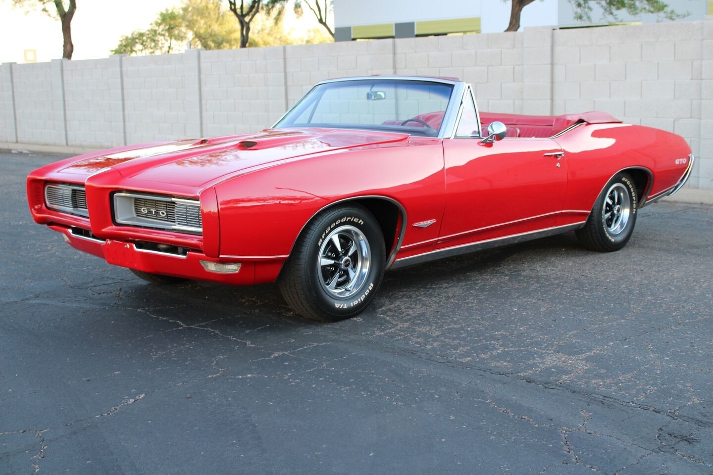 Pontiac-GTO-1968-Convertible-17