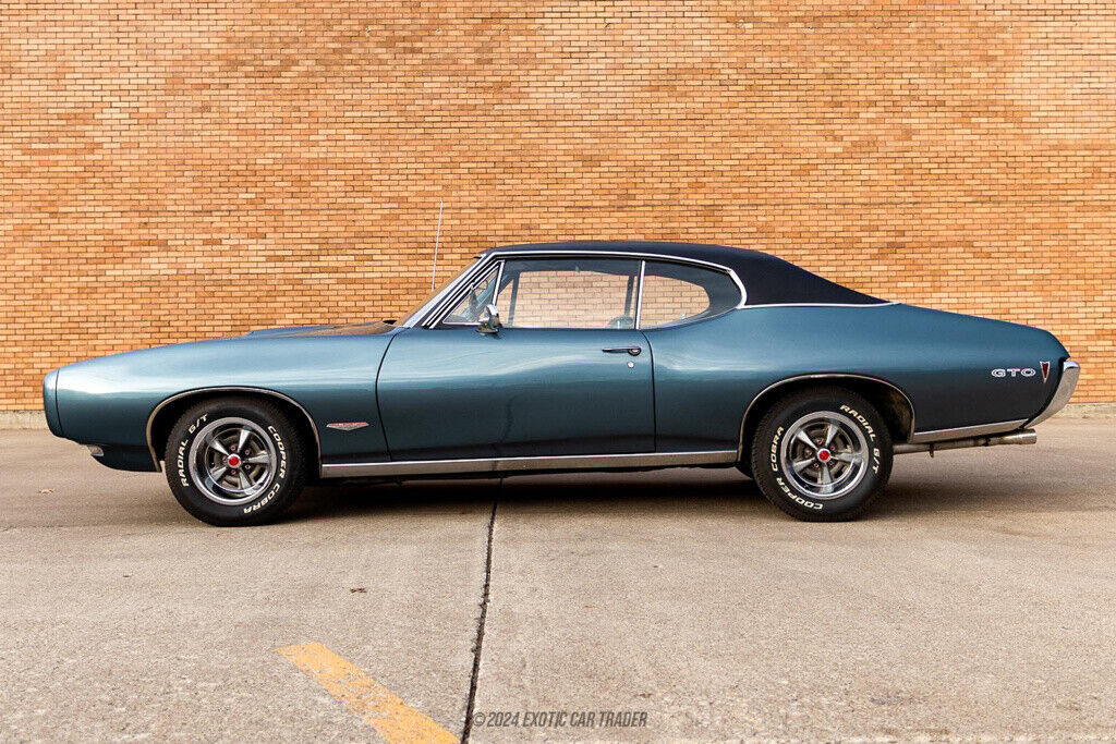 Pontiac-GTO-1968-Coupe-2