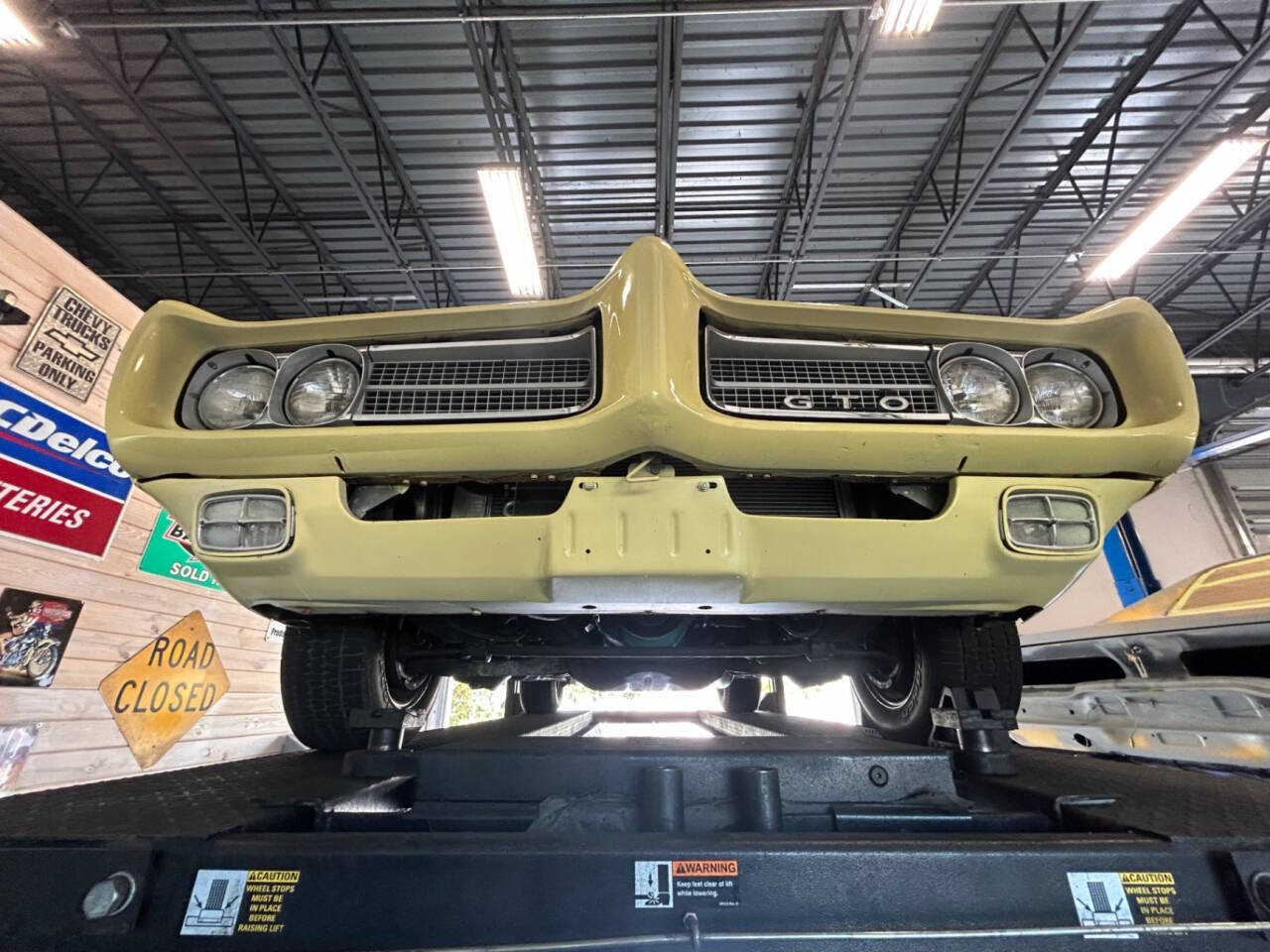 Pontiac-GTO-1969-35