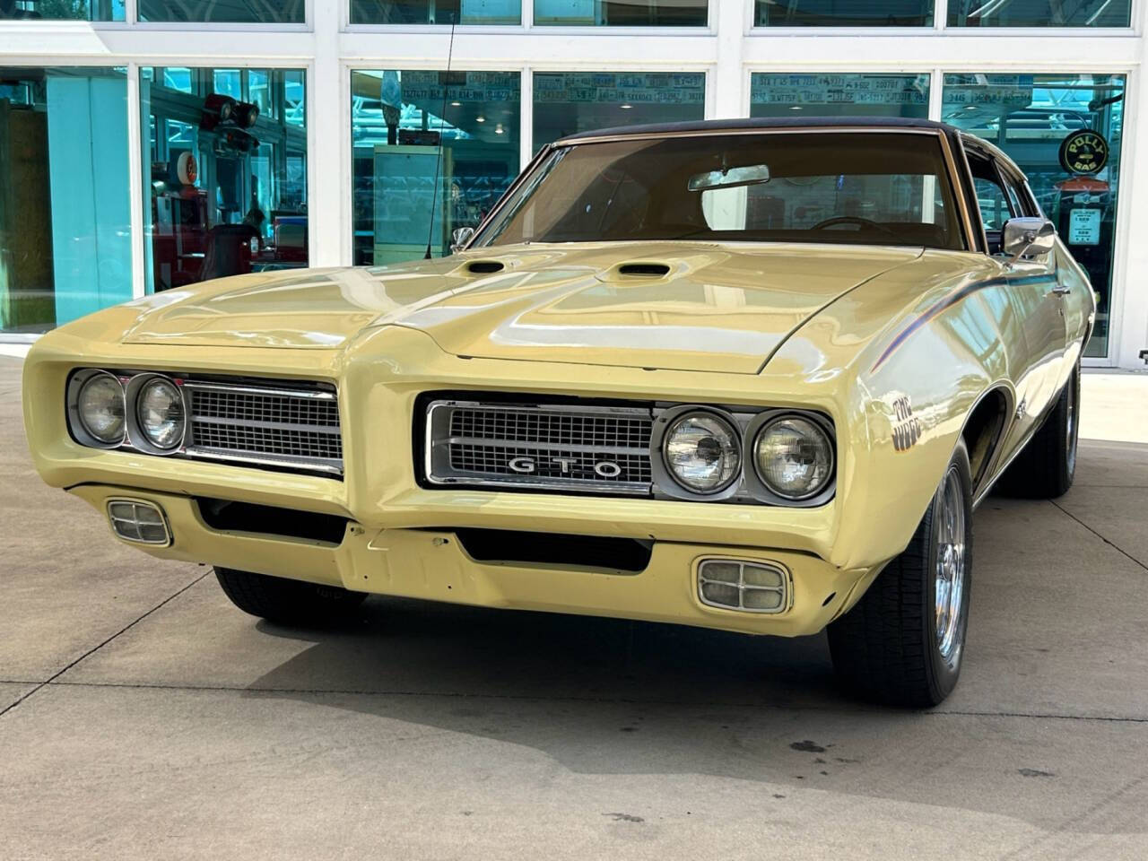 Pontiac-GTO-1969
