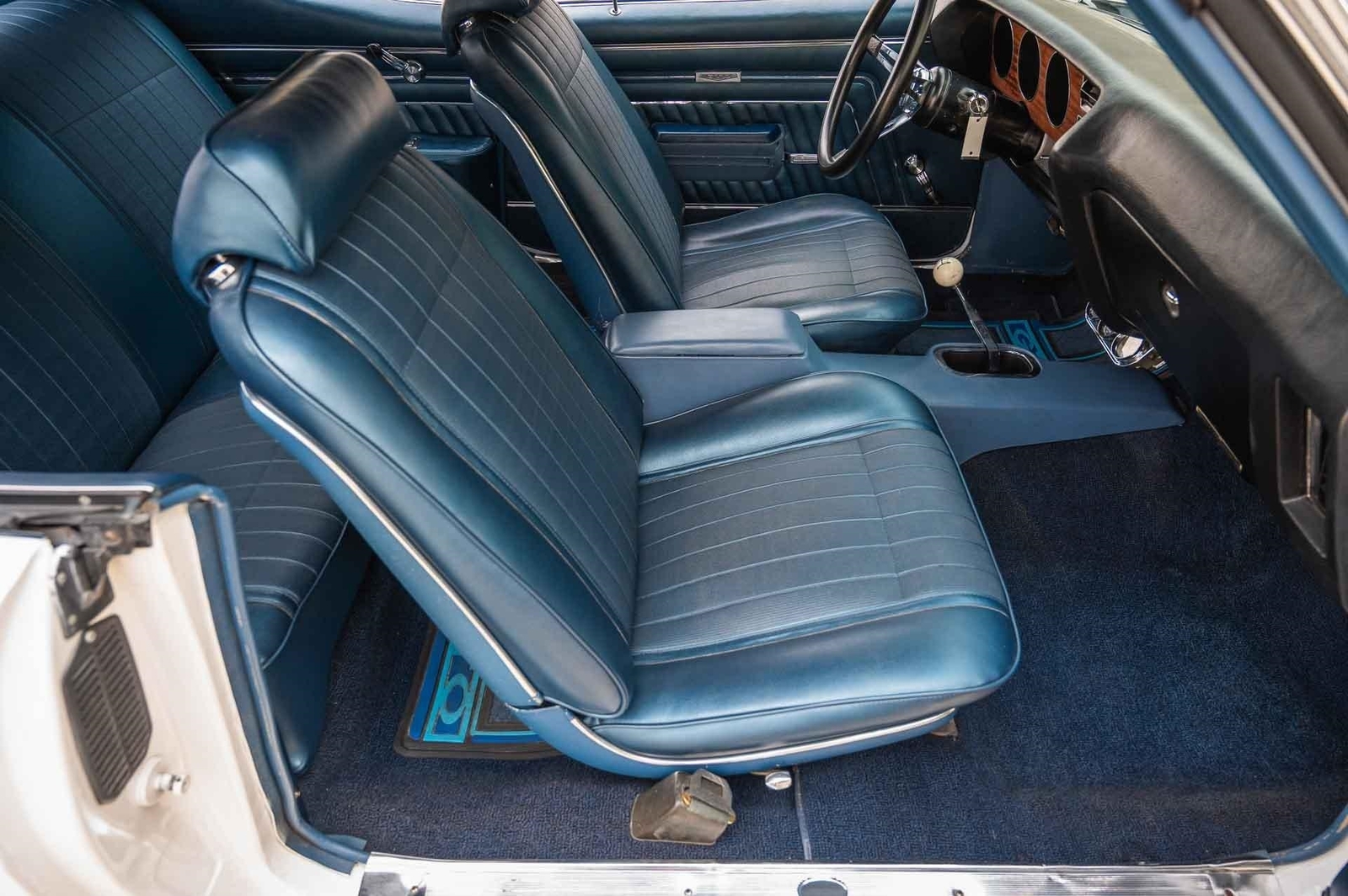 Pontiac-GTO-1970-2-Door-11