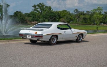 Pontiac-GTO-1970-2-Door-37
