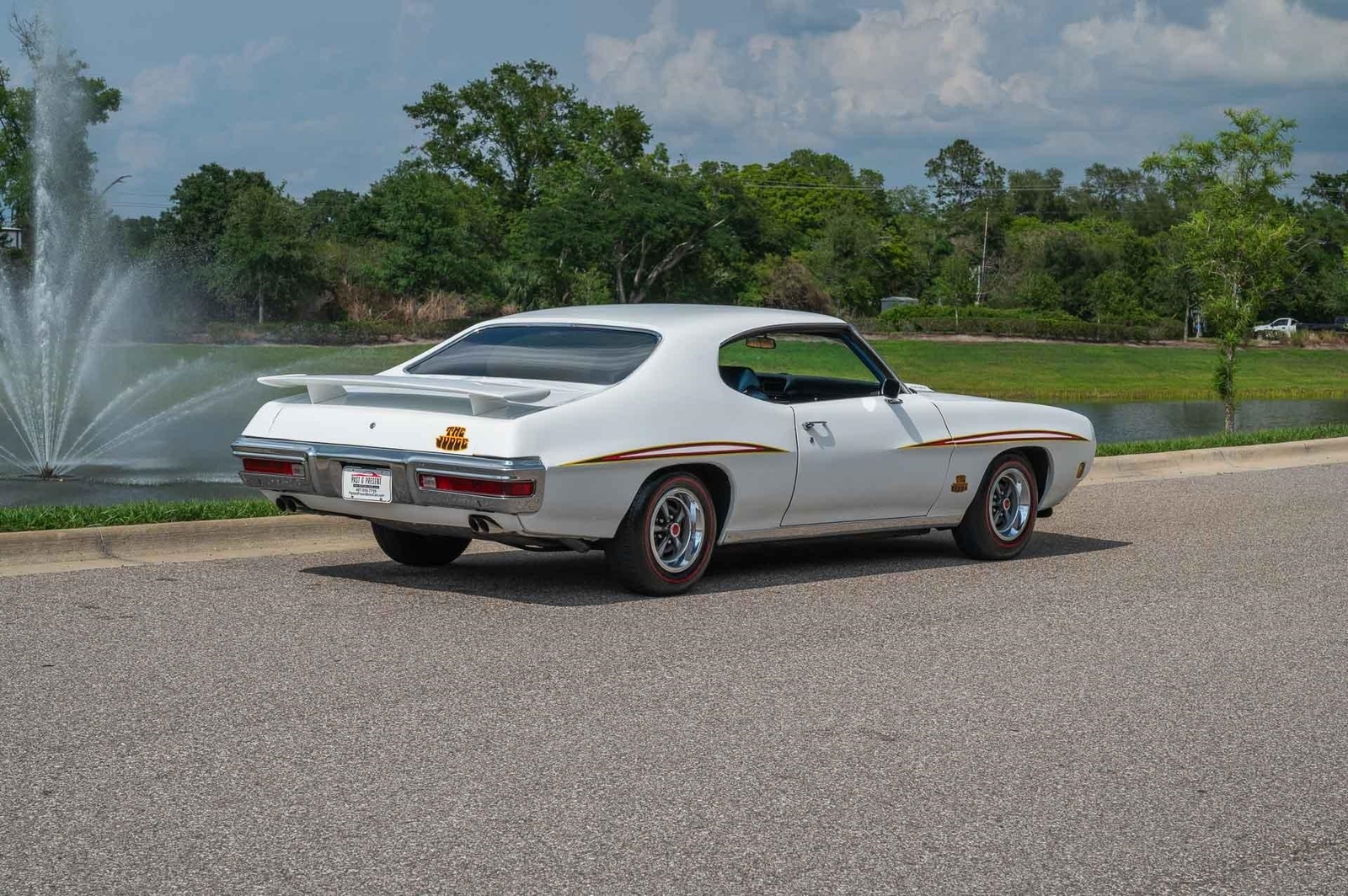 Pontiac-GTO-1970-2-Door-37