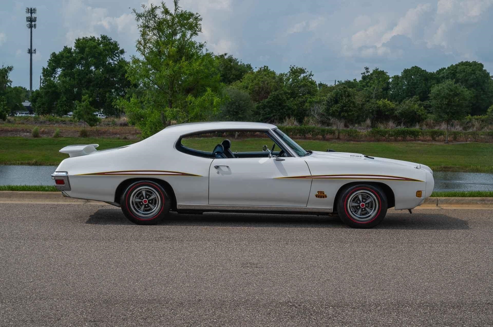 Pontiac-GTO-1970-2-Door-39