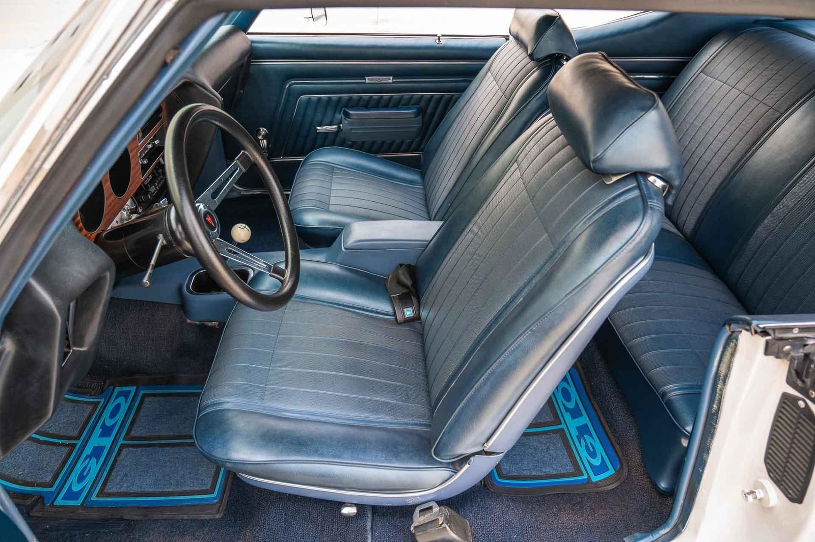 Pontiac-GTO-1970-2-Door-9