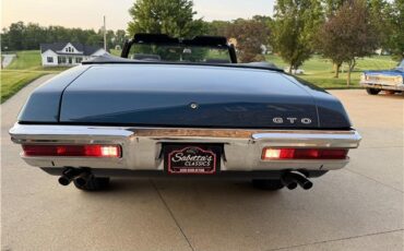 Pontiac-GTO-1970-Convertible-2