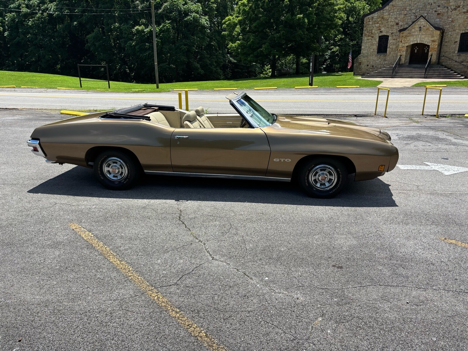Pontiac-GTO-1970-Convertible-4