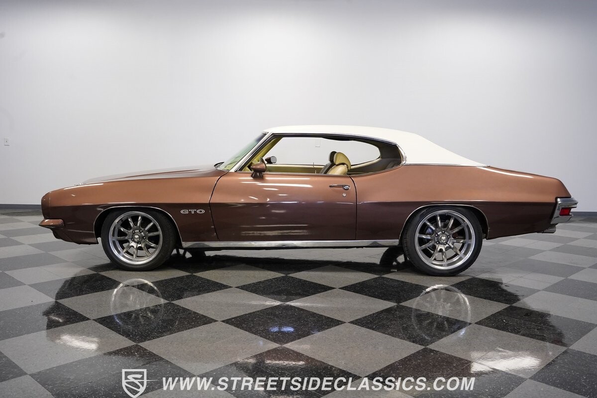 Pontiac-GTO-1971-Coupe-2