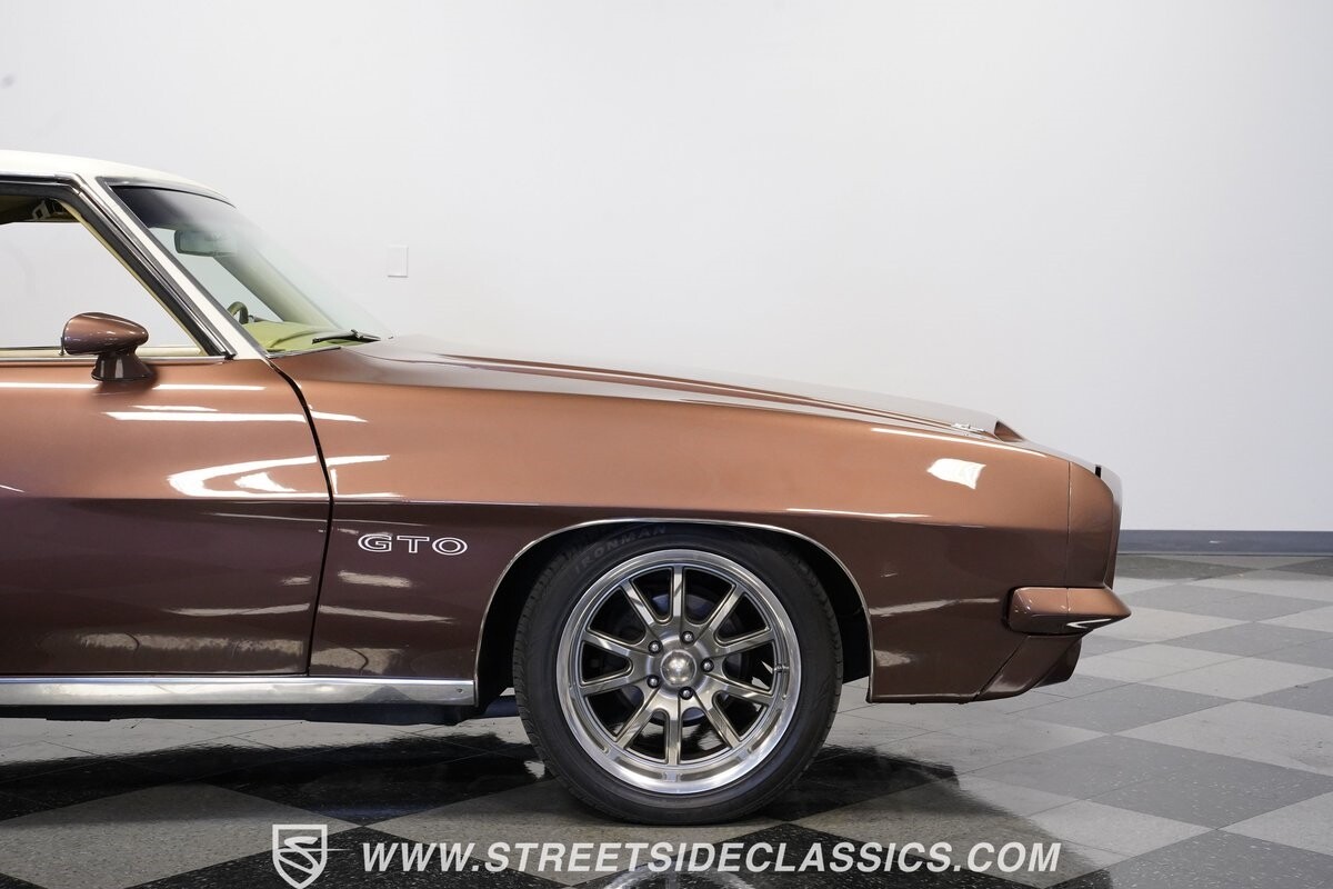 Pontiac-GTO-1971-Coupe-28