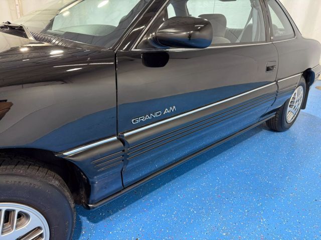 Pontiac-Grand-Am-1993-Coupe-27