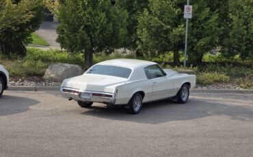 Pontiac-Grand-Prix-1972-Coupe-1