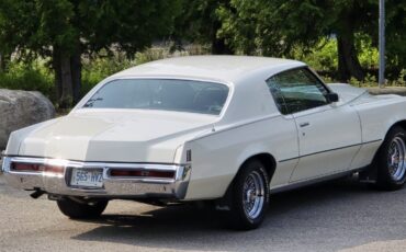 Pontiac-Grand-Prix-1972-Coupe-2