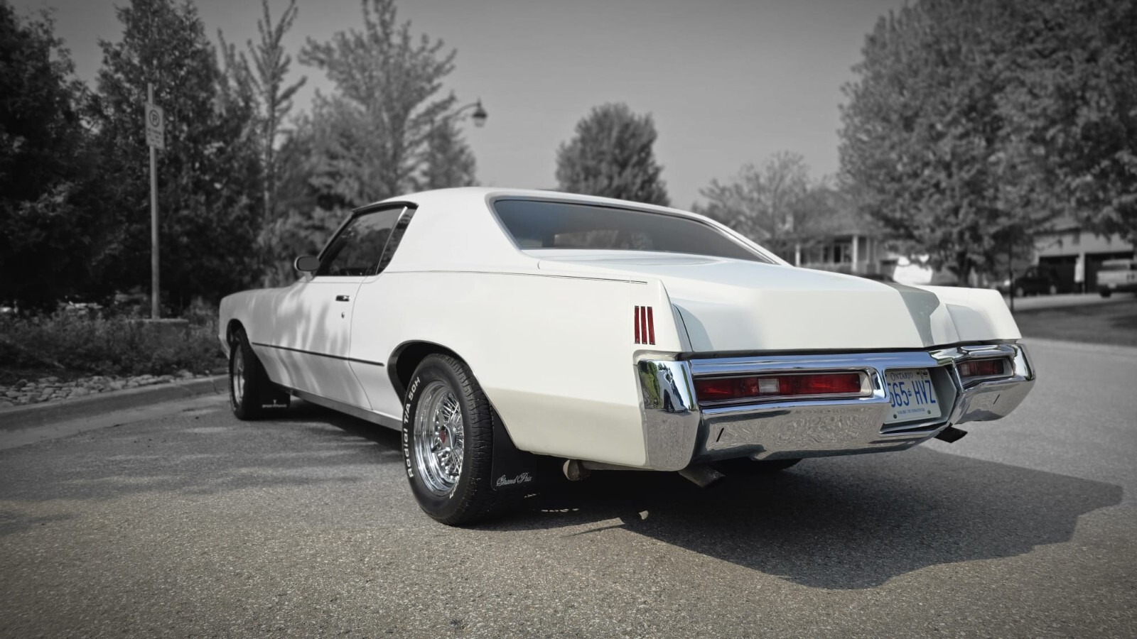 Pontiac-Grand-Prix-1972-Coupe-9