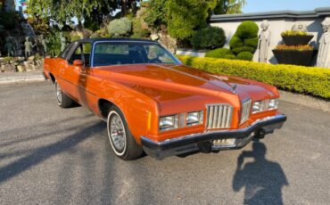 Pontiac-Grand-Prix-1977-Coupe-4