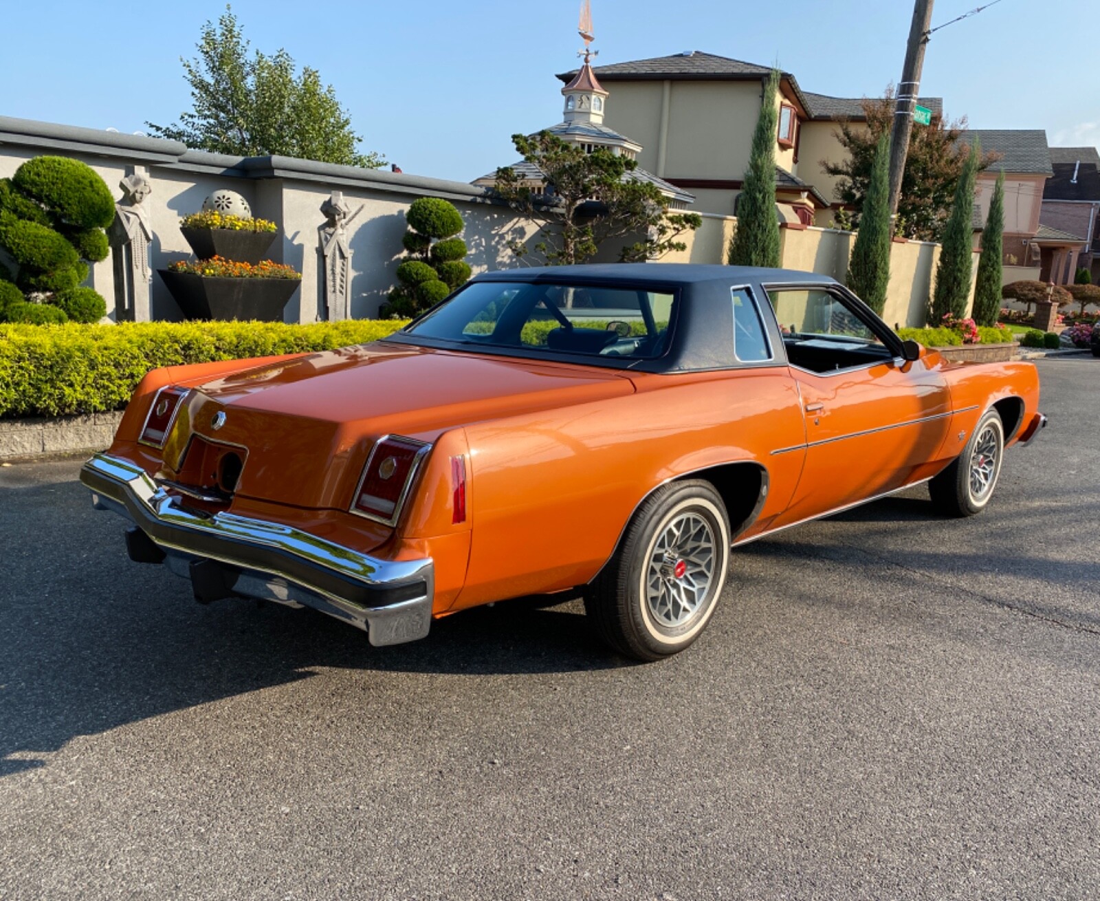 Pontiac-Grand-Prix-1977-Coupe-5