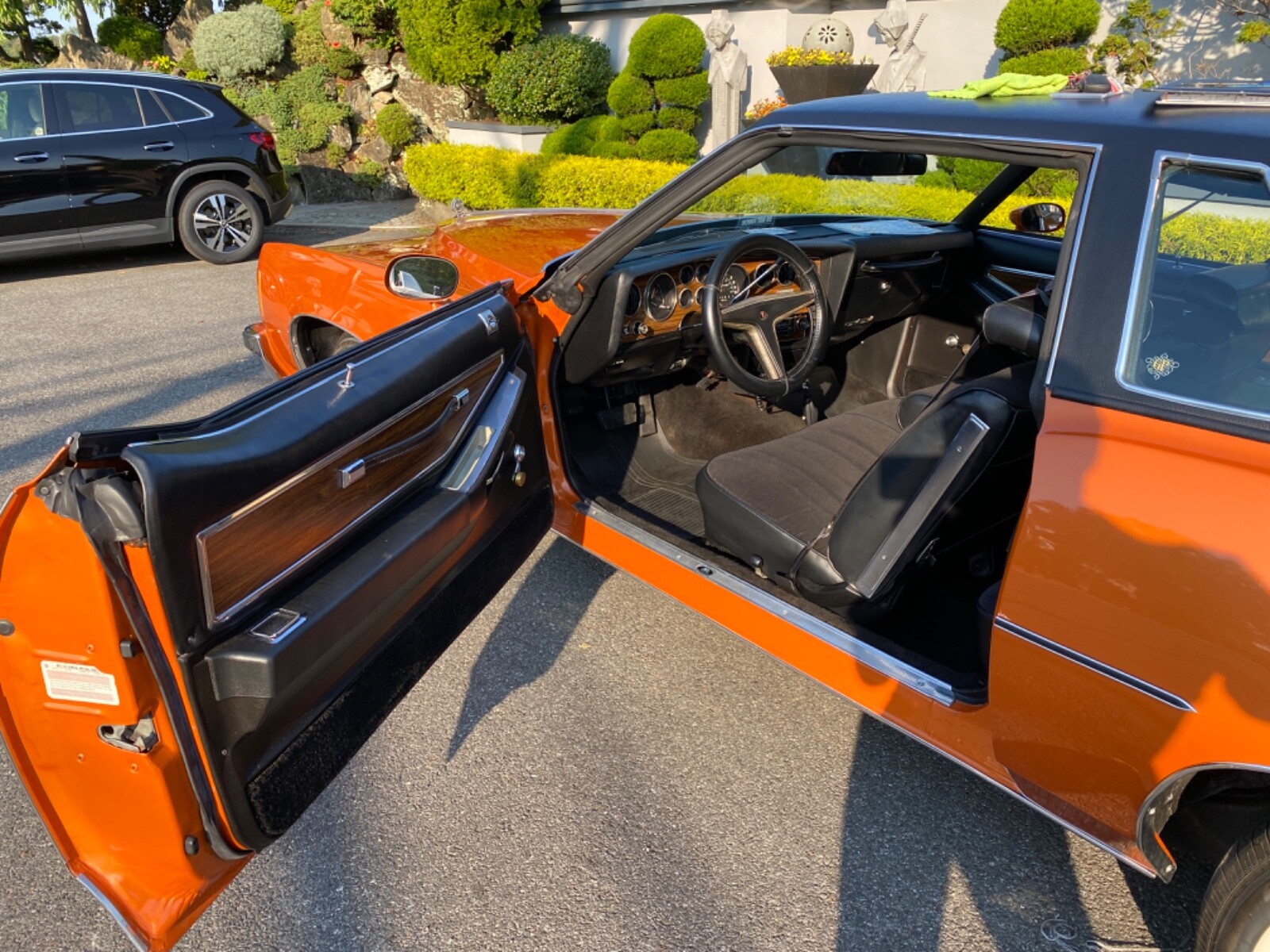 Pontiac-Grand-Prix-1977-Coupe-8