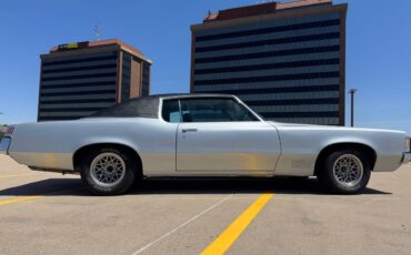 Pontiac-Grand-prix-1970-silver-12