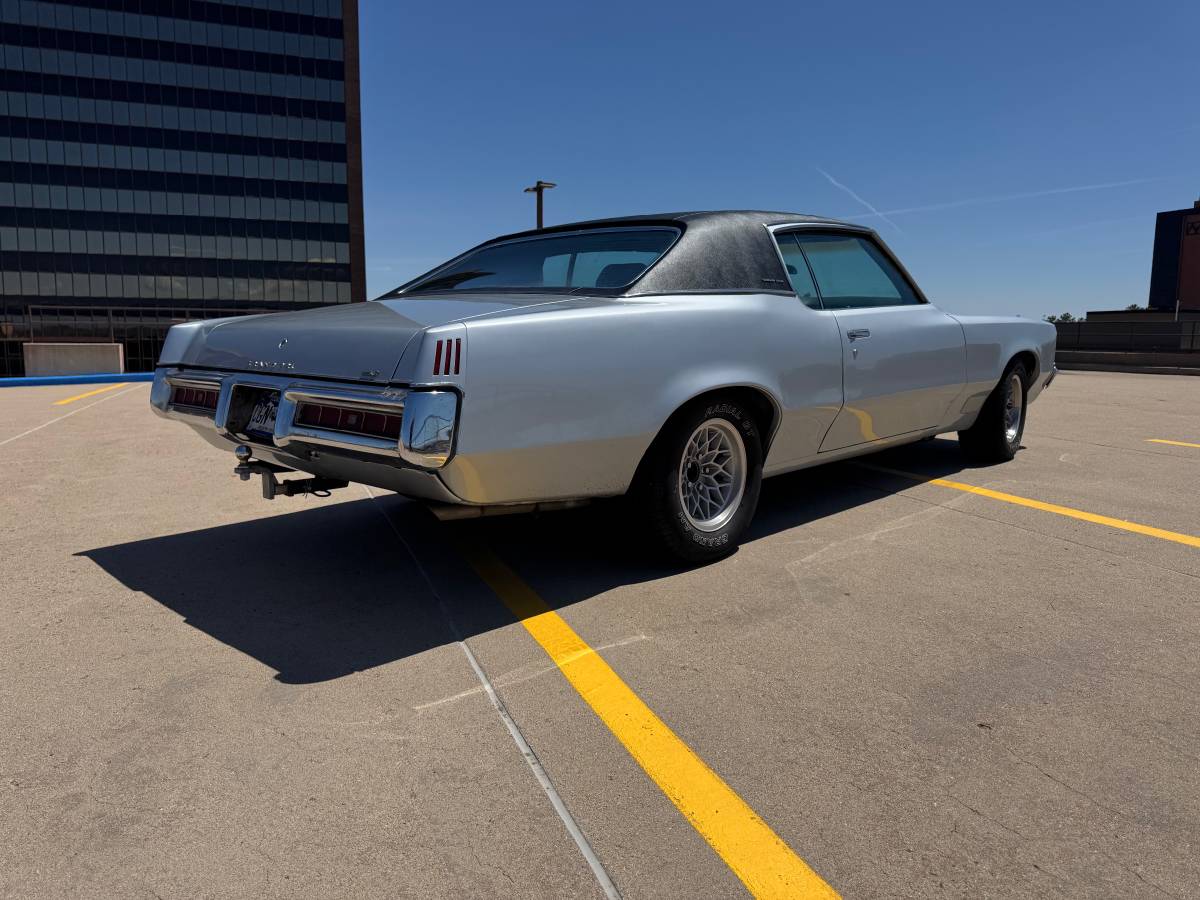 Pontiac-Grand-prix-1970-silver-13