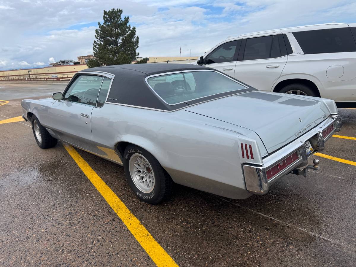 Pontiac-Grand-prix-1970-silver-19