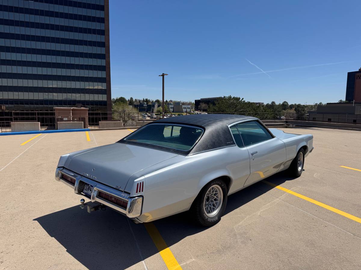 Pontiac-Grand-prix-1970-silver-23
