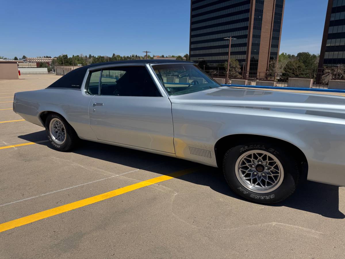 Pontiac-Grand-prix-1970-silver-9