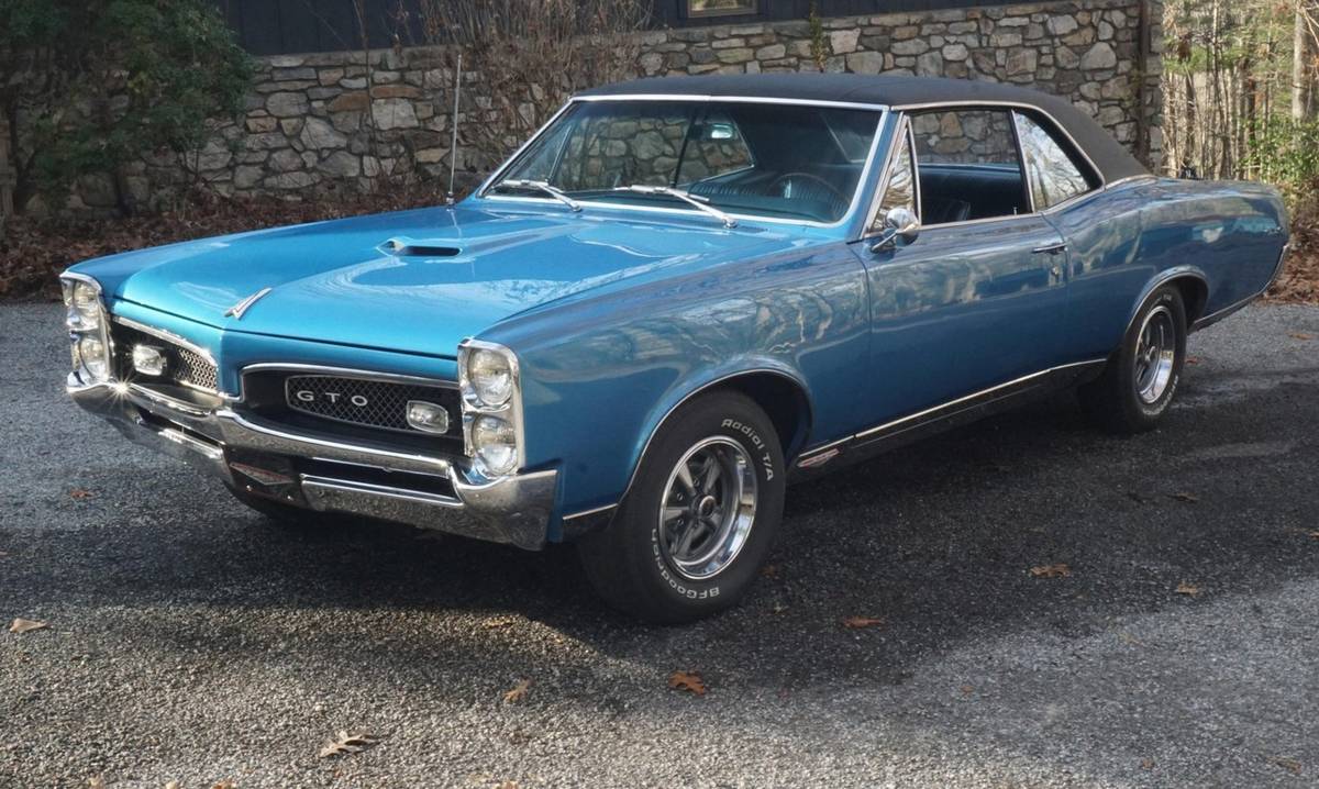 Pontiac-Gto-1967-blue-1