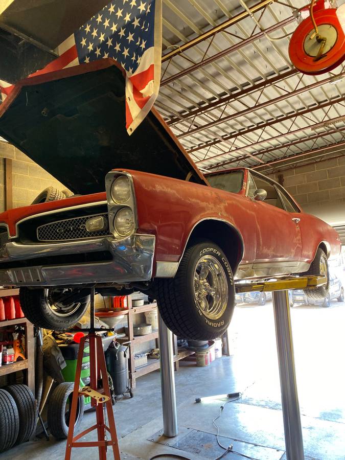 Pontiac-Gto-1967-red-1