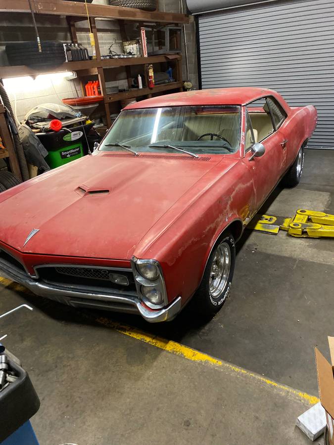 Pontiac Gto  1967 red