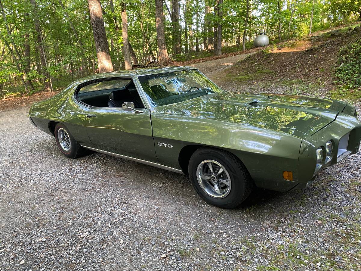 Pontiac Gto  1970 green