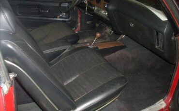 Pontiac-Gto-1971-red-7