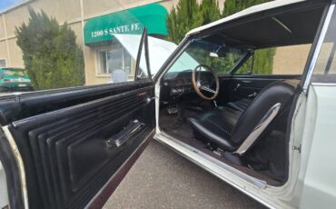 Pontiac-Gto-convertible-1965-white-17