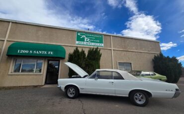 Pontiac-Gto-convertible-1965-white-18