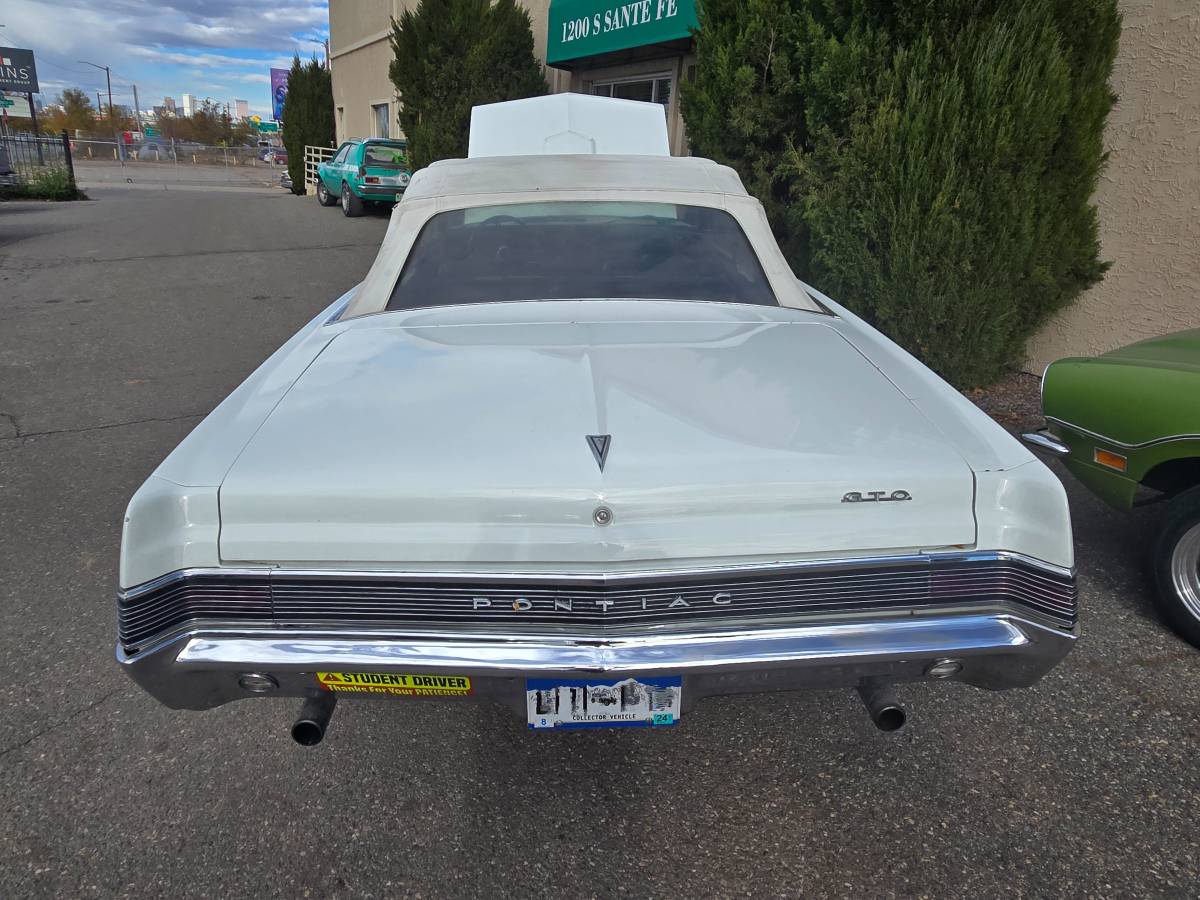 Pontiac-Gto-convertible-1965-white-20