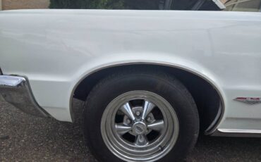 Pontiac-Gto-convertible-1965-white-3