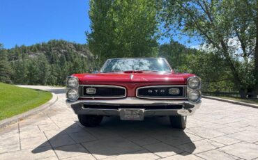 Pontiac-Gto-convertible-1966-red-2