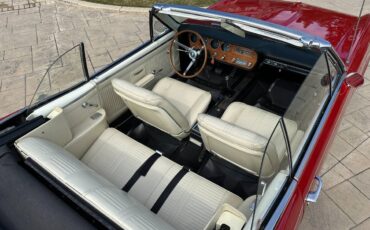 Pontiac-Gto-convertible-1966-red-4