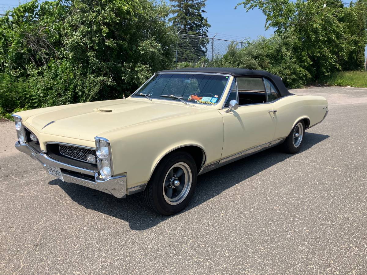Pontiac-Gto-convertible-1967-7