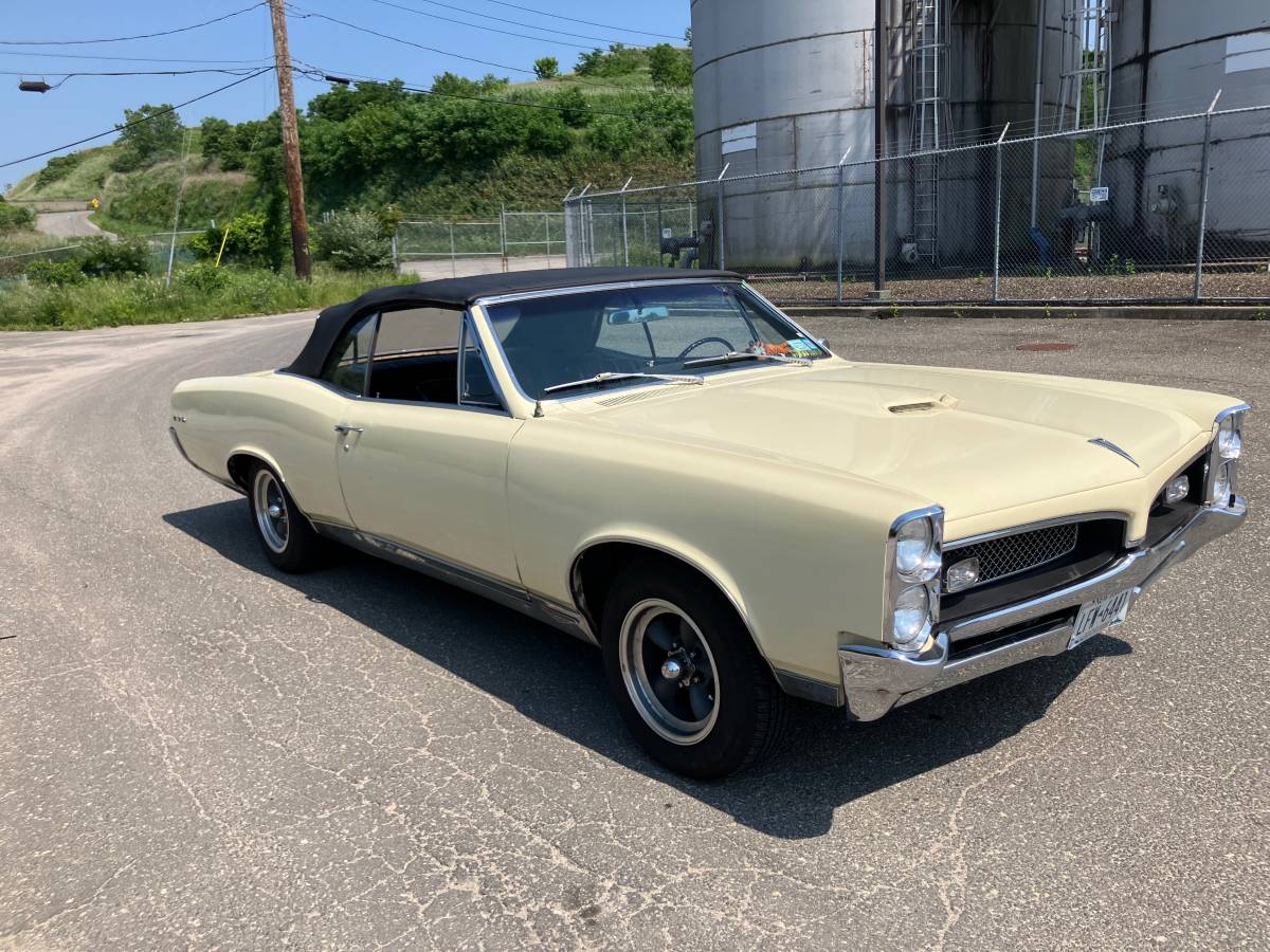 Pontiac-Gto-convertible-1967-8