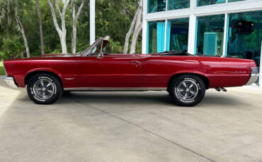 Pontiac-Le-Mans-1965-Wagon-10