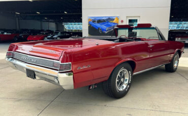 Pontiac-Le-Mans-1965-Wagon-4