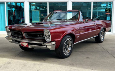 Pontiac-Le-Mans-1965-Wagon