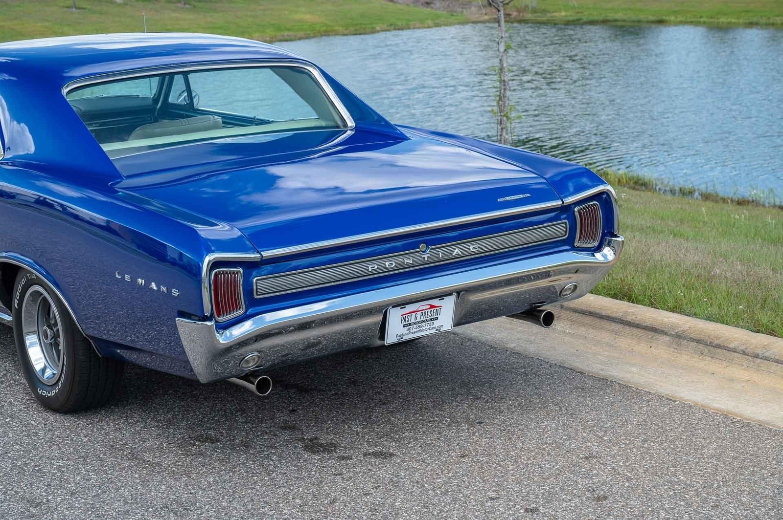 Pontiac-Le-Mans-1966-2-Door-20