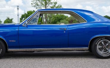 Pontiac-Le-Mans-1966-2-Door-23
