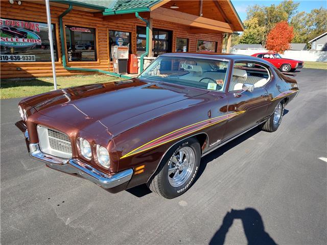 Pontiac-Le-Mans-1971-2-door-coupe-1