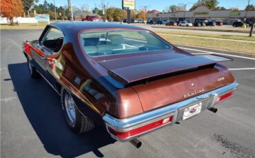 Pontiac-Le-Mans-1971-2-door-coupe-10